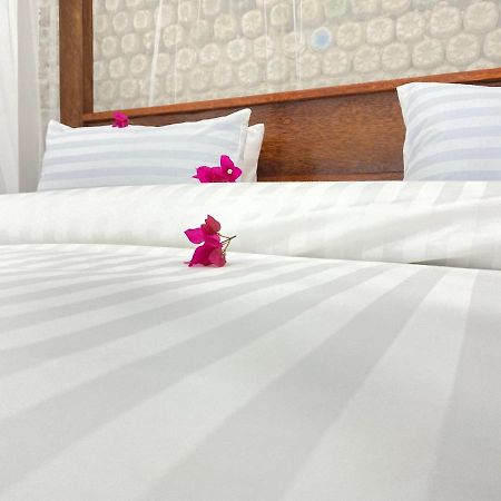 Bed and Breakfast Habibis Bottle House Nungwi Esterno foto